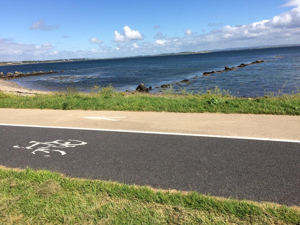 Galway City Self Catering - Salthill Ngoại thất bức ảnh
